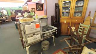 preview picture of video 'Booth E2 - Copper Country Antiques in Tucson, Arizona'