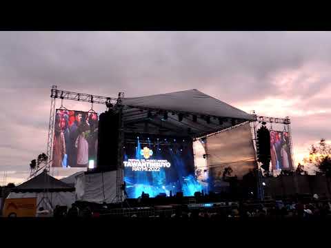 PLAZA TAWANTINSUYO - SALASACA - ECUADOR