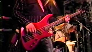 Two Wheel Eel - Heaven & Hell (Live at CBGB's)