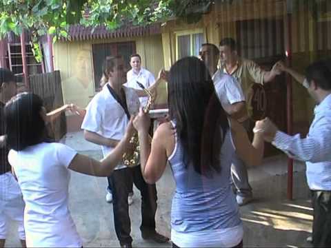 ION ARTUR - BEI MORI, NU BEI, MORI (VIDEOCLIP OFICIAL).mpg