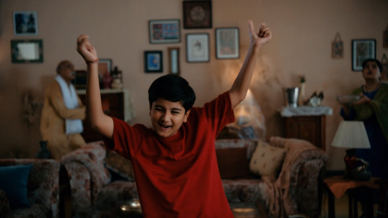 ACC's 'Ghar Seelan Free Aur Aap Tension Free' campaign.