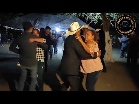 Bailando Huapango con Los Fieles Del Norte Ejido El Saucillo Mpio San Carlos Tamaulipas