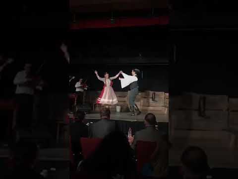 Paput Jùlia, Juhàsz B.Zsombor