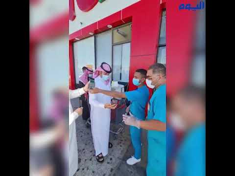 بالفيديو .. بلدية وسط الدمام تباشر التأكد من تفعيل "توكلنا"