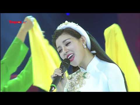 Thể hiện bởi Lê Mận