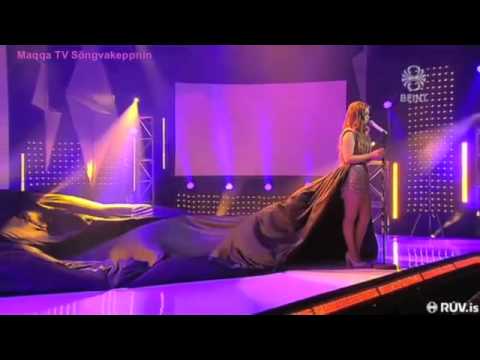 Klara Ósk Elíasdóttir - Skuggamynd | LIVE