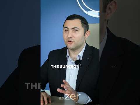 What should be considered when choosing a doctor for septorhinoplasty surgery?