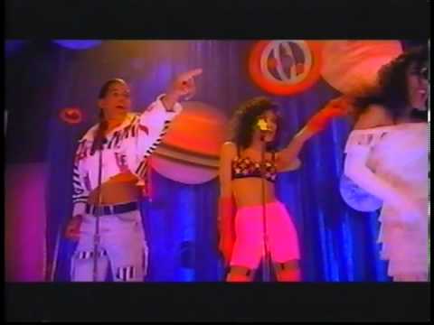 Video thumbnail for Baby Gonna Shake