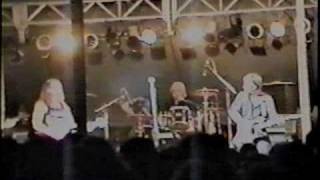 Mad at the World - Draggin' the Chains