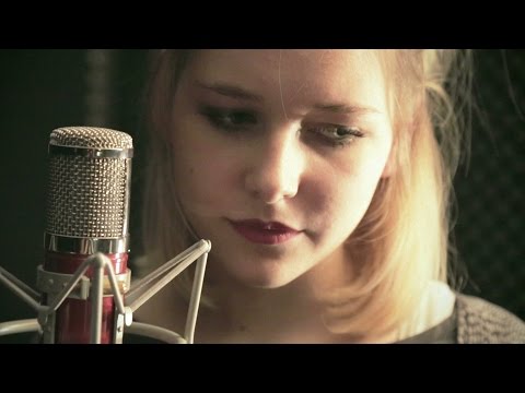 NESTROY feat. Sophie Löw - Holocene (Bon Iver Cover)