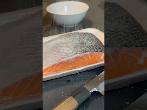 Sushi 101. How to cure salmon for #sushi #receipe #omakase #asmr #cooking #nigiri #asmrfood #maki