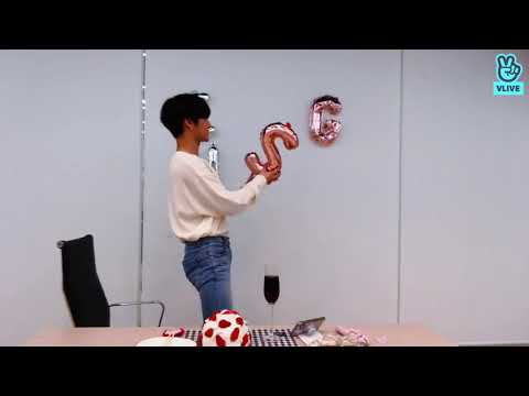 [ENG SUB] ATEEZ VLIVE 20200403 - Come Wish Seong Hwa🌸 a Happy Birthday, ATINY 🥰