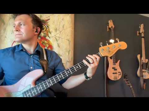 Rosanna - Andrea C bass cover