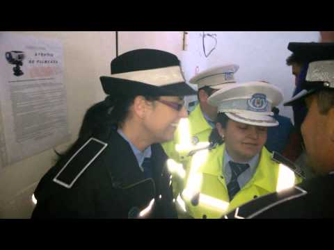 sepsi- CSM Targoviste 65-72. Fanii campioanei tinuti la intrare in sala