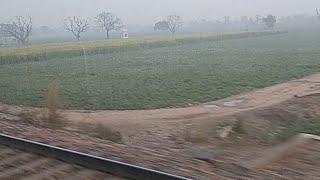 preview picture of video 'Traveling  By Humsafar 12571'