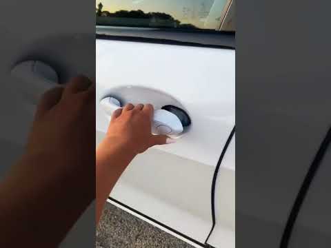 2023 BMW X7 Electronic Gear Selector! #shorts #welovecars #viral