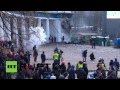Ukraine: Street battles rage on as Kiev protesters ...