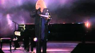 "Avant de faire la Révolution dans la rue il faut la faire dans la tête" - Léo Ferré