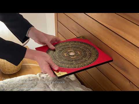 Using a luopan in Feng Shui / Comment mesurer en Feng Shui avec un luopan