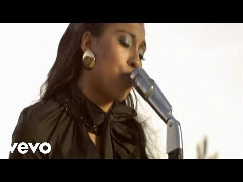 Melanie Fiona - It Kills Me