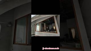 หน้าต่างบานเลื่อนแบ่งสามอิสระ