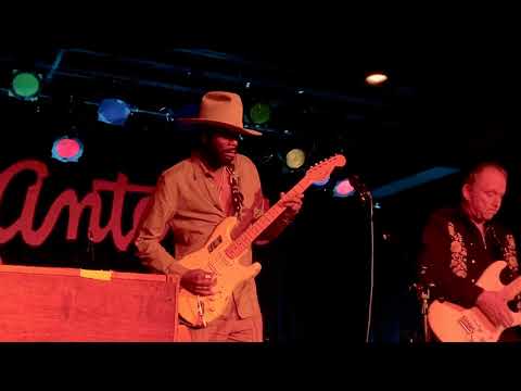 Texas Flood /Jimmy Vaughan Trio with special Guest, Gary Clark Jr. @Antone’s in Austin,Tx .
