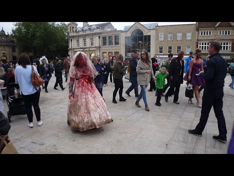 Na ulicach Anglii  atak Zombi 