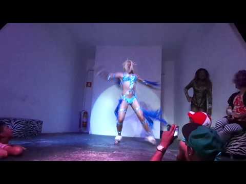 LORENA TORNADO E VICTÓRIA PRINCIPAL FREEDOM CLUB 01-02-2013