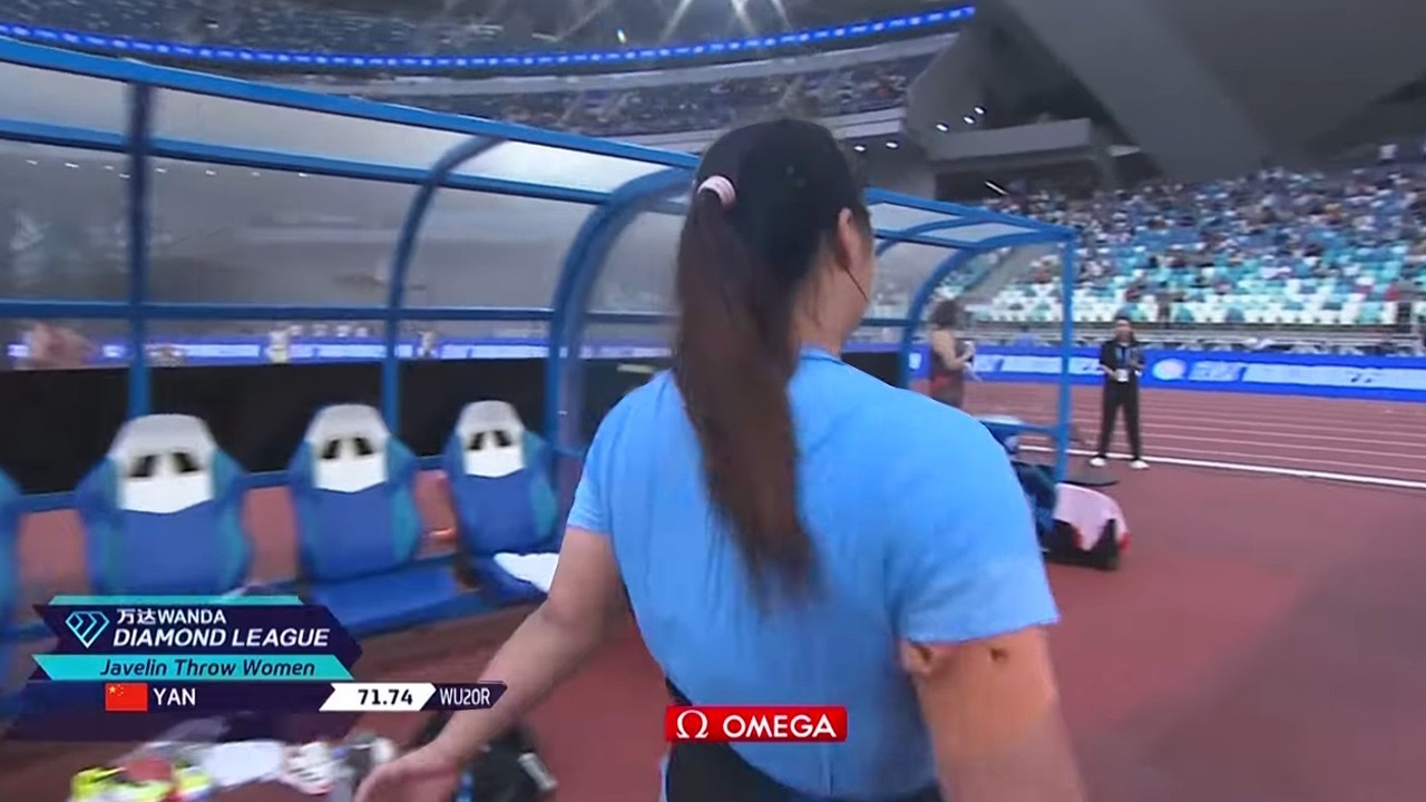 Chinese javelin athlete viral video