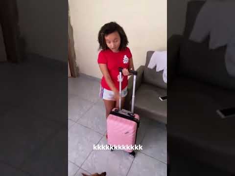 VIAGEM COM A FAMÍLIA ARA - Stories Yarley Ara e Titia Rayon