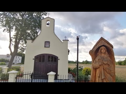 Kniewo - Dzwonek przydrożnej kapliczki.