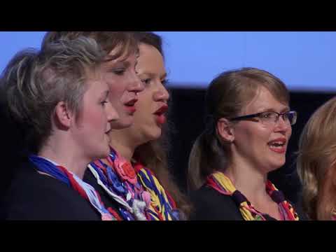 OJ DIVOJKO JABUKO RUMENA - VA Samoborke