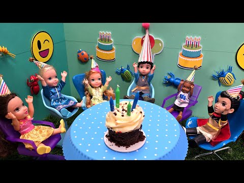 Benjamin's Birthday ! Elsa & Anna toddlers - fun - cake - gifts - Barbie dolls