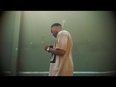 Lil Bean - Love Hurts (Official Video)