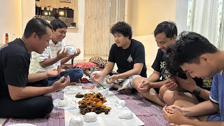 Download lagu INI KITA MAIN KE RUMAH MERTUA MAS NOPEK DULU GAES ! - SABAR DI GEMPUR HUJAN BADAI BOGOR ! 😭🙏🏻🥶☔️💨🌪️ mp3