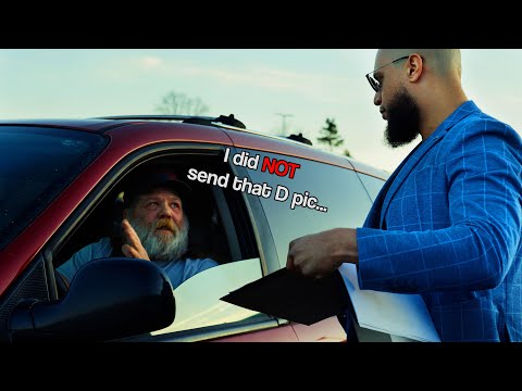 Creepy Pred Falls IN LOVE With Our Decoy!