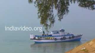 preview picture of video 'Diamond Harbour in Kolkata (Calcutta) West Bengal'