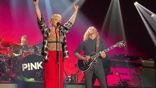P!NK - Barbies &amp; I Am Here - Hollywood Palladium (2/7/2019)