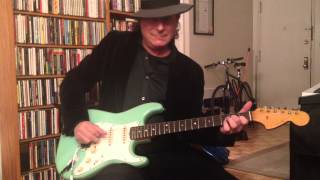Gary Lucas plays &quot;Mojo Pin&quot; from Jeff Buckleys Grace album