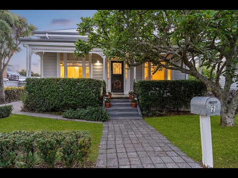 SOLD - Team Mike Robson 2 Kawaka Street, Mount Eden  - Justine Koning & Mike Robson