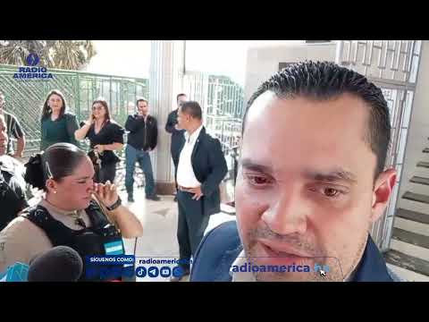 Tomás Zambrano daba declaraciones y un mortero fue lanzado al Congreso