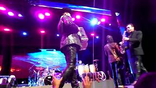 Nos estorbo la ropa Los tigres del norte