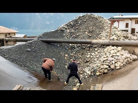 Barge Unloading 4200 Tons Of Large Pebbles - Smooth Relaxing Flow - Barge Work Vlog