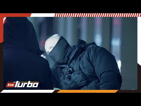 One look at the nose and the cops knew everything! 🚨👮‍♂️ | Dangerous neighborhoods