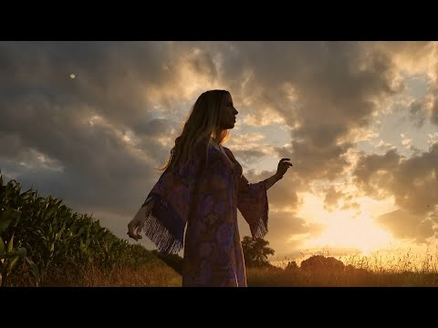 Jayne Kelli – Only in the Dream (Official Music Video)