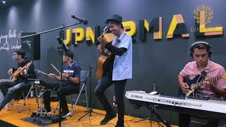 Download lagu Band Lombok - d’Mayer - Lapang dada (So7) mp3 Download lagu Band Lombok - d’Mayer - Lapang dada (So7) mp3