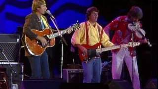 John Denver & Nitty Gritty Dirt Band - Thank God I'm A Country Boy (Live at Farm Aid 1985)