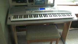 Video thumbnail for Yamaha DGX-200 Portable Grand Electronic Keyboard (1 of 2) by ArgusC3