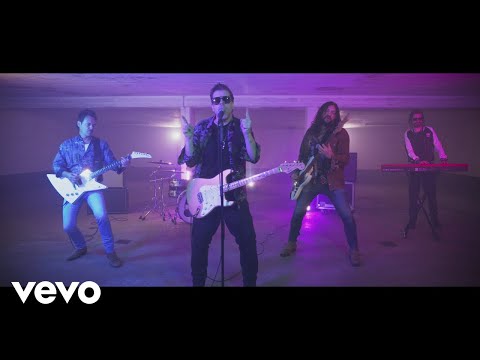 Danny Bryant - Not Like The Others