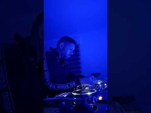 Enjoy the Bass ! Techno Mix by Dj Psylo (Kryptonic-6-Tem)